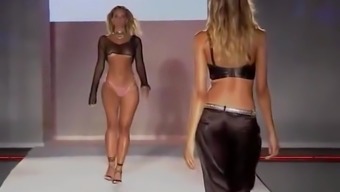 Super Sexy Model