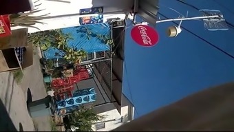 El Culo De La Prima En Short Tienda