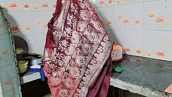 Karawa Chauth Ke Din Bhabhi Ko Devar Ne Bola Bhabhi Ap Aaj Bahut Khubsurat Dikh Rahi Ho Kya Ap Chut(Hindi Audio)