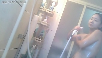 Japanese Beautiful Wife In Shower Voyeur