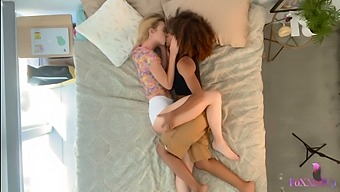 Chloe Cherry And Jenna Foxx In Steamy Lesbian Video