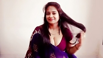 Desi Step Sister Arya Nangi Hiogai Step Brother Ke Partner Ke Saamne - Clear Hindi Video Call