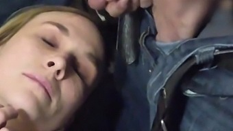 Ma Copine Blonde M'A Fait Une Pipe Surprise, C'Était Incroyable !