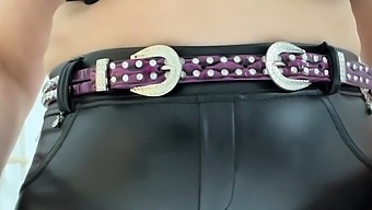 Blonde Amateur Fucks Herself In Her Ass Hole With Her Fingers