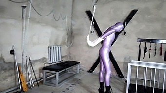 Medische Fetisj En Bdsm-Actie Met De Expertise Van Een Arts